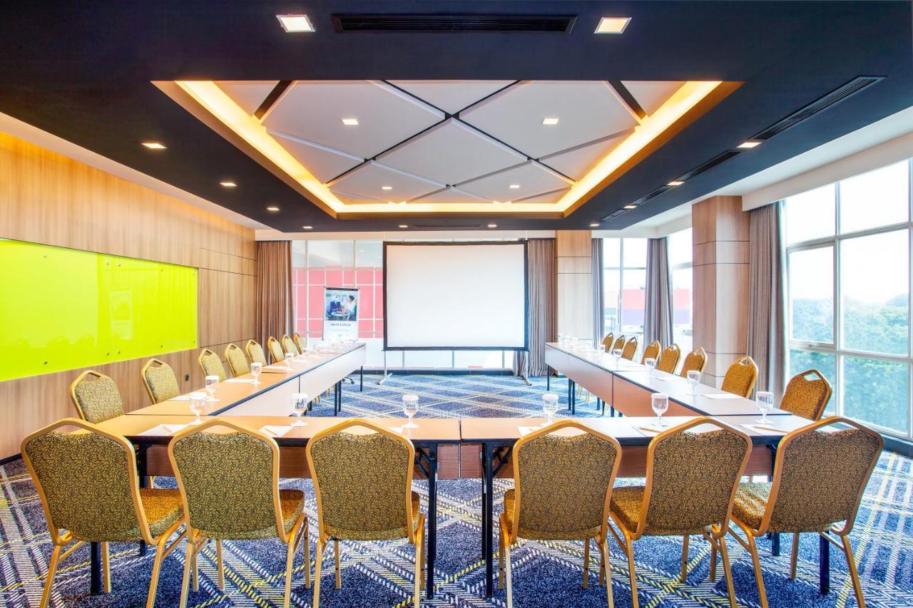 Ibis Styles Bekasi Jatibening Hotell Eksteriør bilde